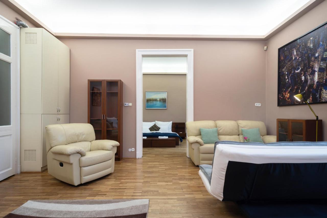 Lejlighed Kiraly With Free Parking And Ac